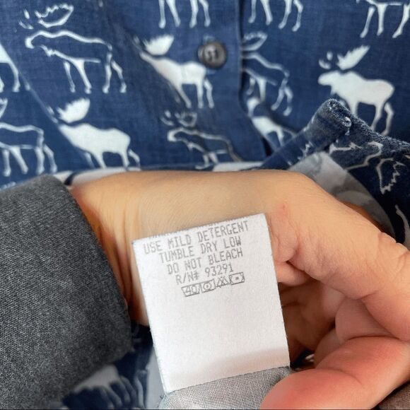 TRUE GRIT Woman’s Moose Blue Button Down Top Size M - Picture 8 of 10